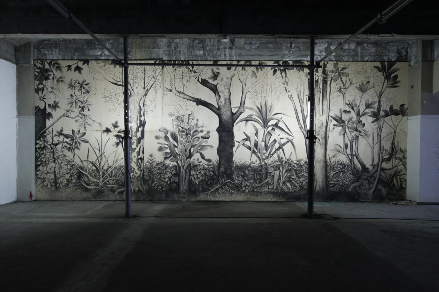 意識を超えて、描き継がれる黒｜佐藤直樹INTERVIEW - 黒の研究所